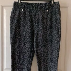 MICHAEL KORS, Black & Gray Cheetah print, Size Medium